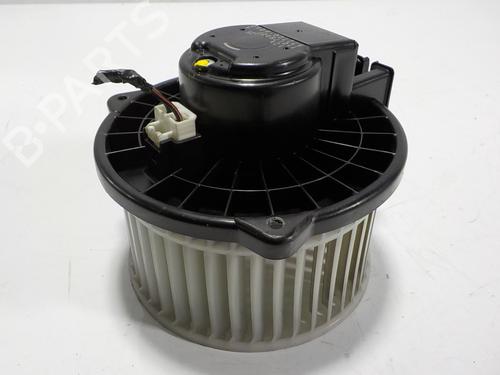 Used Heater blower motor Heater blower motor SUBARU XV (_GP_) 1.6 i AWD (GP3, G33GP) (114 hp) 13627923 13627923