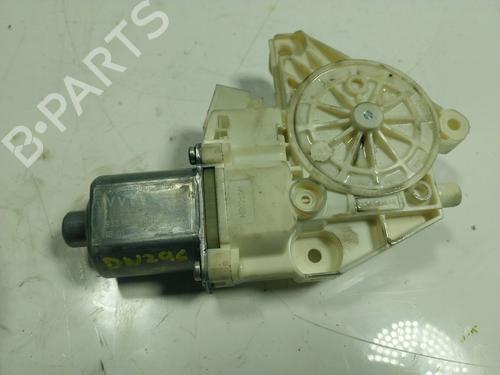 Used Left front window motor Left front window motor MERCEDES-BENZ GLA-CLASS (X156) GLA 180 (156.942) (122 hp) 17110600 17110600