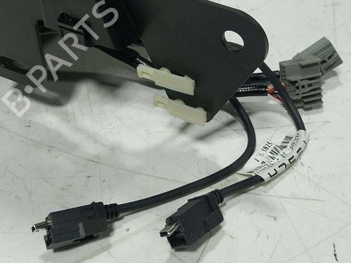 Armrest / Center console TESLA MODEL S (5YJS) P85 | BP39909583I20 - Image 7