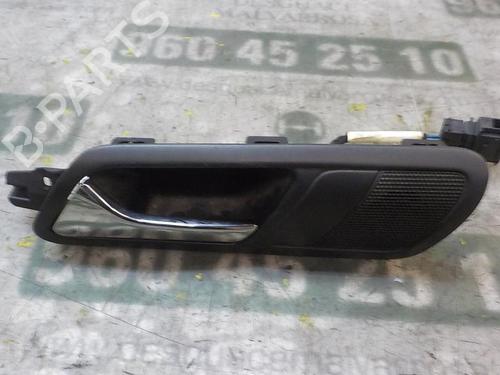 Used Rear left interior door handle Rear left interior door handle VW PASSAT B6 (3C2) 2.0 TDI 16V (140 hp) 3863684 3863684