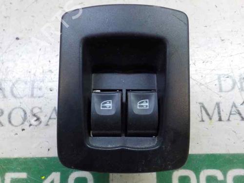 Used Right rear window switch DACIA SANDERO II 1.5 dCi (90 hp) 5819068
