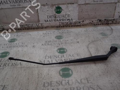 Used Front windshield wiper arm KIA PICANTO I (SA) 1.1 (65 hp) 3821726