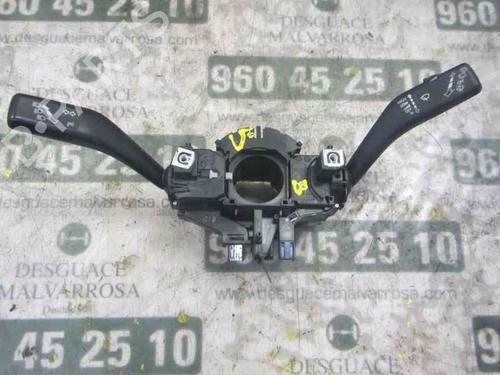 Used Steering column stalk Steering column stalk SEAT LEON (1P1) 1.6 TDI (105 hp) 3864487 3864487