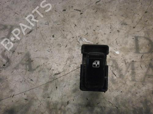 Used Right rear window switch Right rear window switch CHEVROLET LACETTI (J200) 1.6 (109 hp) 3788032 3788032