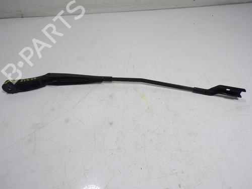 Used Front windshield wiper arm Front windshield wiper arm 11987016 11987016