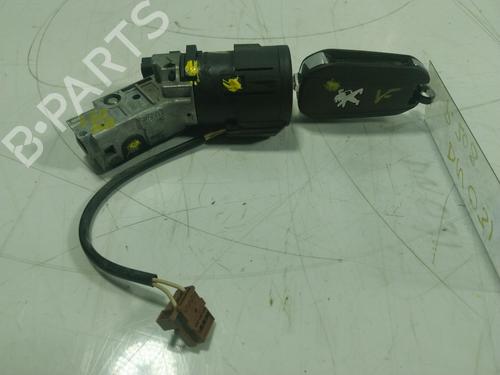Used Electronic module Electronic module PEUGEOT 208 I (CA_, CC_) 1.2 VTI 82 (82 hp) 16947617 16947617