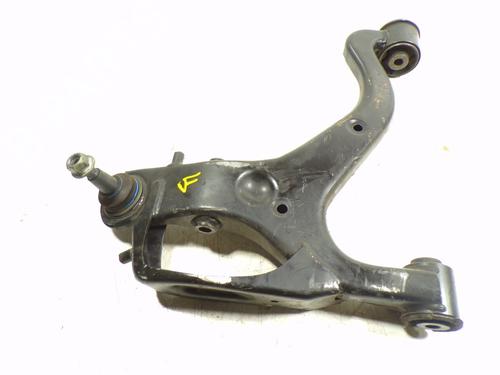 Venstre fortil bærearm LAND ROVER RANGE ROVER III (L322) 3.6 D 4x4 RBJ501410