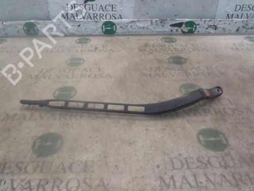 Used Front windshield wiper arm SEAT TOLEDO III (5P2) 2.0 TDI 16V (140 hp) 3800228