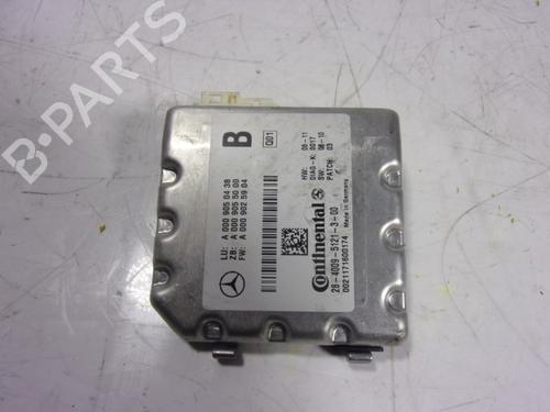 Used Electronic module Electronic module MERCEDES-BENZ C-CLASS (W204) C 220 CDI (204.002) (170 hp) 10647001 10647001