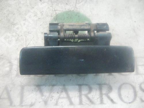 Used Rear left exterior door handle Rear left exterior door handle PEUGEOT 306 (7B, N3, N5) 1.6 SR (89 hp) 3756280 3756280