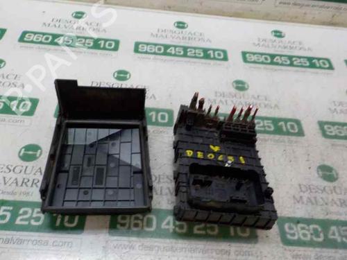 Fuse box VW PASSAT B6 (3C2) 2.0 TDI 16V | BP4448724E1