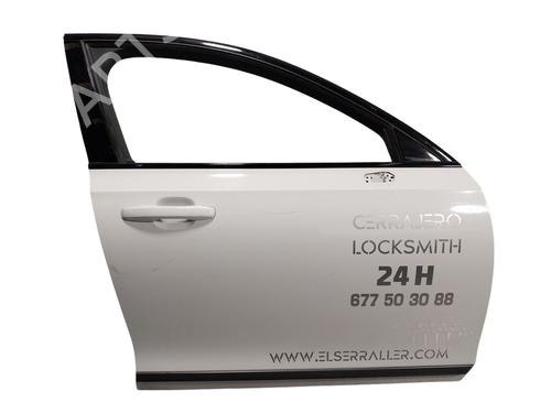 right-front-door-volvo-v90-ii-estate-235-2016-33413213 main image