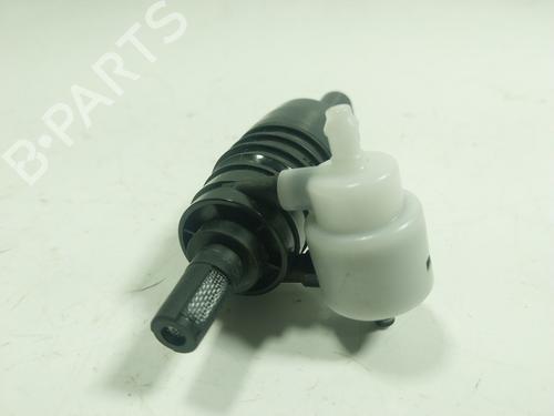 Used Washer pump BMW X2 (F39) xDrive 20 i (192 hp) 24573009