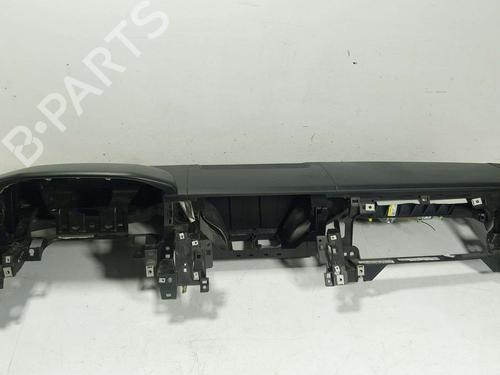 Used Dashboard Dashboard 37648270 37648270