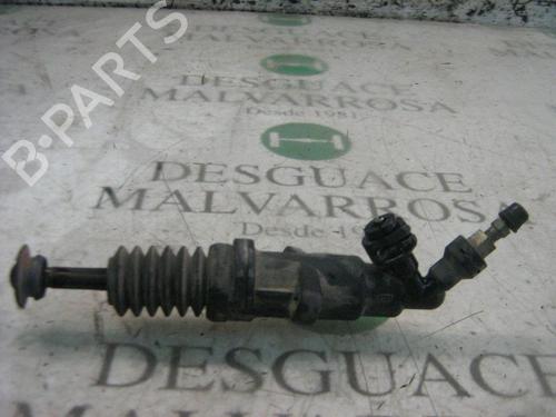 Used Clutch slave cylinder Clutch slave cylinder PEUGEOT 406 Coupe (8C) [1997-2005] 14296917 14296917