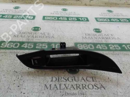 Used Right rear window switch FORD FOCUS III [2010-2020]  4758993