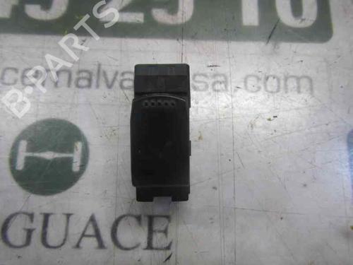 Used Right front window switch Right front window switch SUZUKI SWIFT III (MZ, EZ) [2005-2026] 3861669 3861669