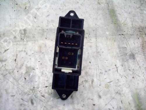 Right front window switch MITSUBISHI COLT VI (Z3_A, Z2_A) 1.1 (Z31A, Z32A) | BP3768643I26 