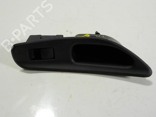 Used Left rear window switch Left rear window switch TOYOTA YARIS (_P21_, _PA1_, _PH1_) 1.5 Hybrid (MXPH11) (92 hp) 11193714 11193714