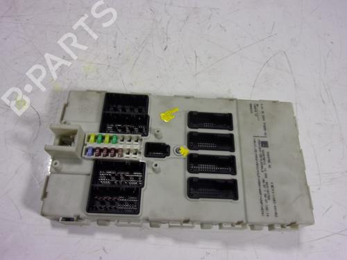 Used Fuse box Fuse box BMW 1 (F20) 116 d (116 hp) 10651932 10651932