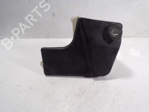 Windscreen washer tank BMW X5 (E53) 4.6 is 61668252722