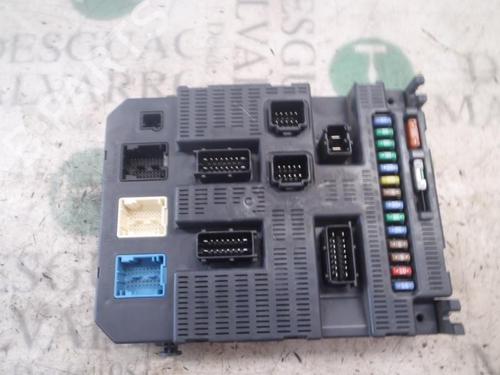Used Fuse box PEUGEOT 308 I (4A_, 4C_) 1.6 HDi (109 hp) 3824722