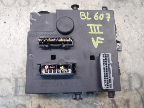 Used Electronic module Electronic module RENAULT TWINGO II (CN0_) 1.2 16V (CN04, CN0B) (75 hp) 3797821 3797821