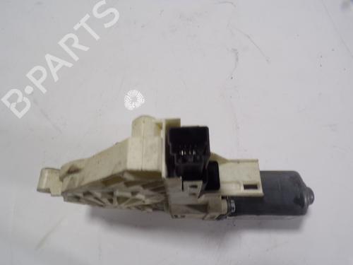 Left rear window motor LAND ROVER DISCOVERY IV (L319) 3.0 TD 4x4 | BP9762838E23 