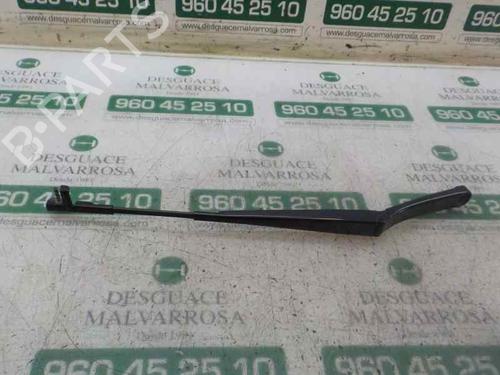 Used Front windshield wiper arm Front windshield wiper arm 4710201 4710201