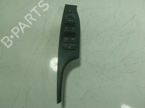 Used Left front window switch HYUNDAI i40 I (VF) 1.7 CRDI (141 hp) 17080111