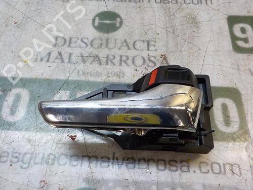 Used Front right interior door handle Front right interior door handle TOYOTA RAV 4 IV (_A4_) 2.5 Hybrid 4WD (AVA44_) (155 hp) 3999797 3999797