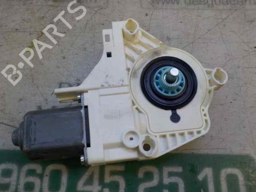 Used Right rear window motor Right rear window motor SKODA YETI (5L) 2.0 TDI (140 hp) 6082699 6082699
