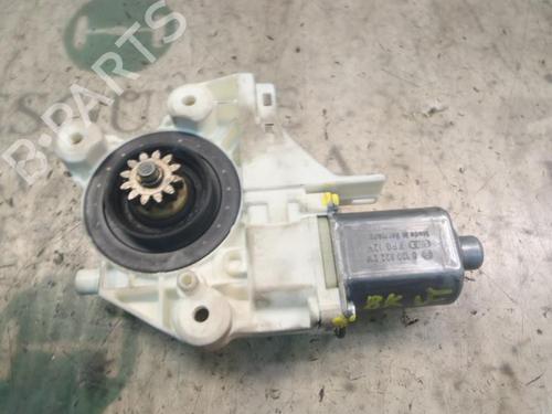 Used Right front window motor FORD FOCUS II (DA_, HCP, DP) 1.6 TDCi (109 hp) 3803539