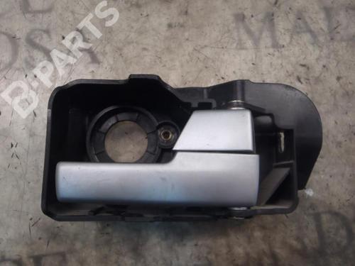 Used Front right interior door handle Front right interior door handle FORD MONDEO III Saloon (B4Y) 1.8 16V (125 hp) 3799808 3799808