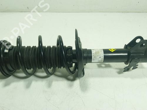 Used Right front shock absorber TOYOTA YARIS CROSS (MXP_) 1.5 Hybrid (MXPJ11) (131 hp) 29811354