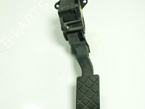 Used Pedal Pedal 15958760 15958760