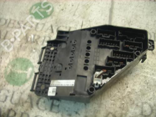 Fuse box LAND ROVER FREELANDER I (L314) 2.0 Td4 4x4 | BP3742160E1 