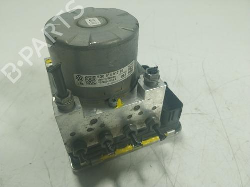Used ABS pump SEAT LEON (5F1) [2012-2021]  16652565