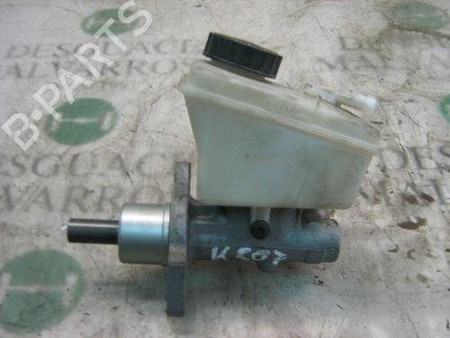 Used Brake master cylinder BMW 3 (E46) 320 d (150 hp) 3779852