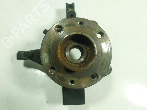 Used Right front steering knuckle Right front steering knuckle RENAULT ZOE (BFM_) ZOE (92 hp) 17920416 17920416