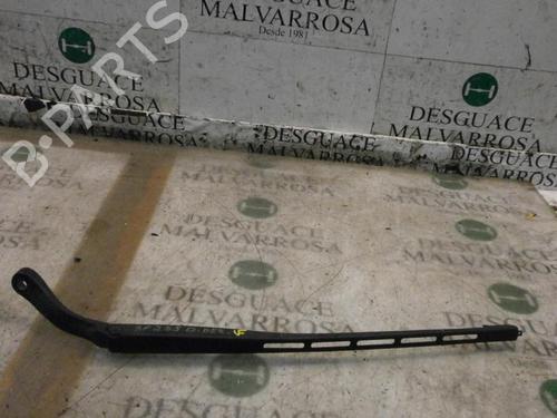 Used Front windshield wiper arm CITROËN C4 Coupe (LA_) [2004-2013]  3794483