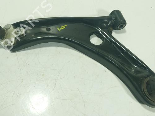 Used Left front suspension arm TOYOTA YARIS CROSS (MXP_) 1.5 Hybrid (MXPJ10) (116 hp) 28208215