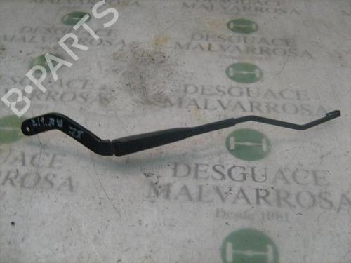 Used Front windshield wiper arm CITROËN SAXO (S0, S1) [1996-2004]  3775671