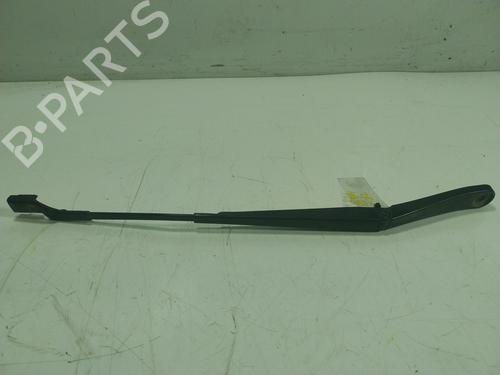 Used Front windshield wiper arm Front windshield wiper arm 16821903 16821903