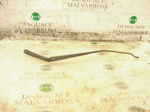 Used Front windshield wiper arm Front windshield wiper arm FORD FIESTA V (JH_, JD_) 1.4 TDCi (68 hp) 3765014 3765014