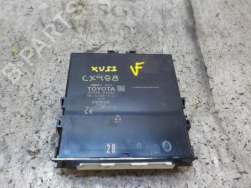 Used Comfort control module Comfort control module TOYOTA AURIS (_E18_) 1.8 Hybrid (ZWE186_, ZWE186R) (136 hp) 3849444 3849444