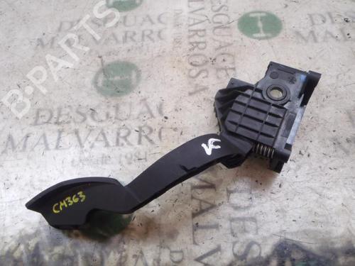 Used Pedal Pedal FIAT GRANDE PUNTO (199_) 1.3 D Multijet (199.AXD11, 199.AXD1A, 199.AXD1B,... (90 hp) 3821799 3821799