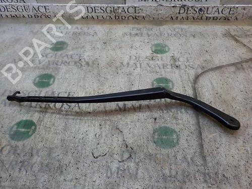 Used Front windshield wiper arm BMW 3 (E90) 320 d (177 hp) 3853044