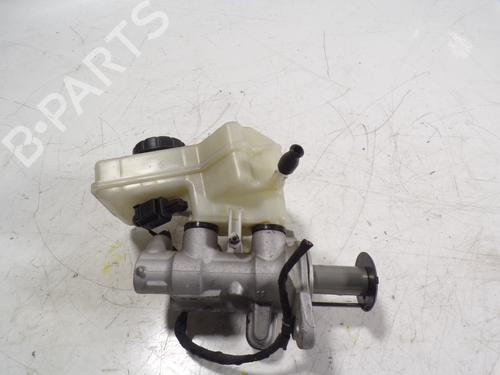 Used Brake master cylinder VW POLO VI (AW1, BZ1, AE1) 1.0 TSI (95 hp) 9186736