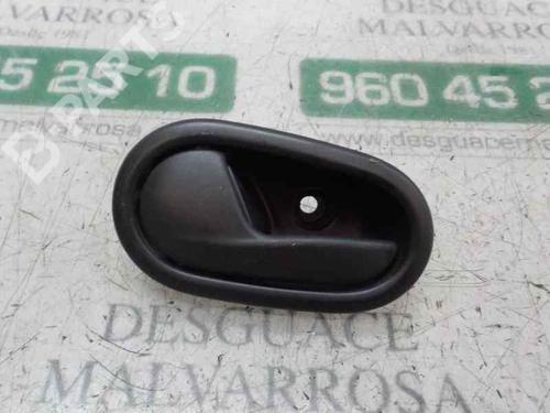 Used Rear left interior door handle Rear left interior door handle DACIA SANDERO II 1.0 SCe 75 (B8JC, B8JD) (73 hp) 4706066 4706066